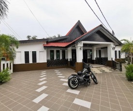 THE FAIRVIEW HOMESTAY