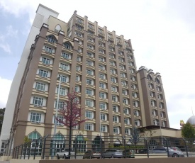De Viana Hotel & Apartments
