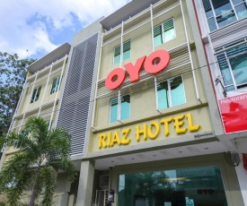OYO 89839 Riaz Hotel