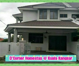 D' Corner Melayu Homestay