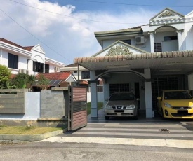 Very spacious,cozy and peaceful home in BM