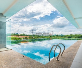 8500SF Roof Top Stay With Private Infinity Pool & Gym Located In Cyberjaya