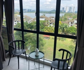 White Haven Duplex Suites with Exclusive Cyberjaya Lake View