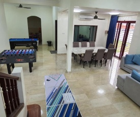 Bungalow House at PJ Fully Equipped