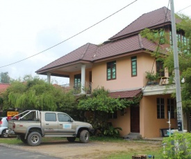 Saba Lodge Dungun