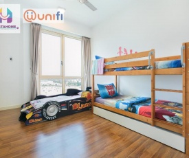 HostaHome Suites at Afiniti Residence opposite Theme Park, Medini Mall