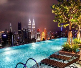 Infinity Pool KLCC View by Stay Selection