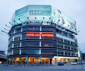 LEO Express Hotel