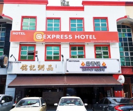 Q Express Kepong Hotel