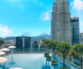 Sky Suites at KLCC by Like Home